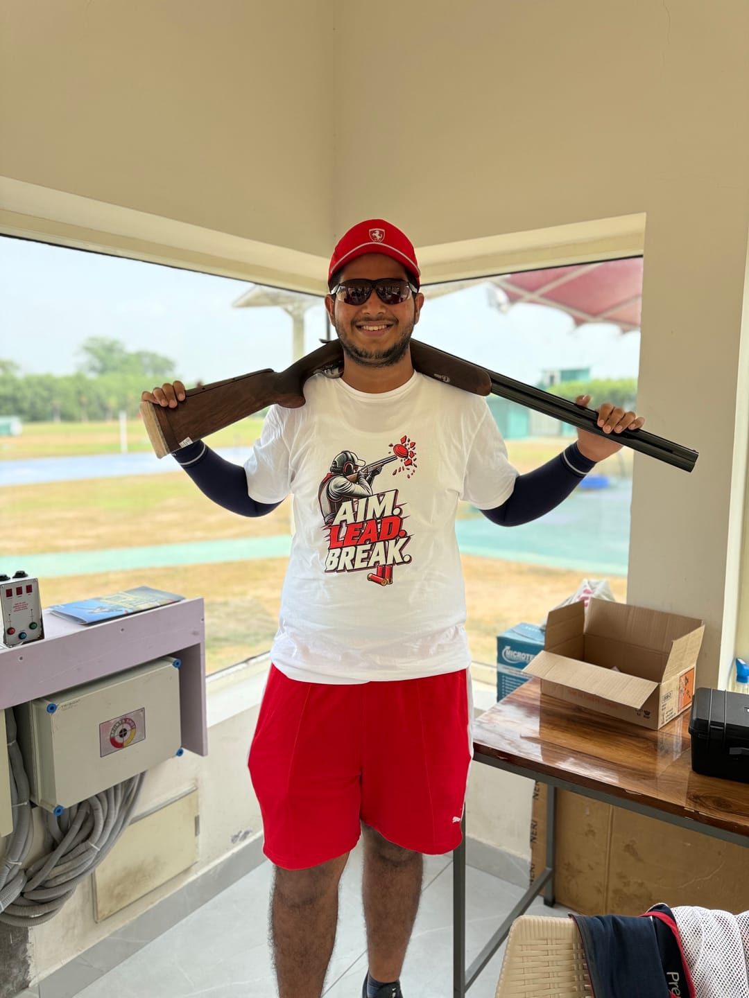 Customer photo review of Shooting: Aim Lead Break Classic T-Shirt