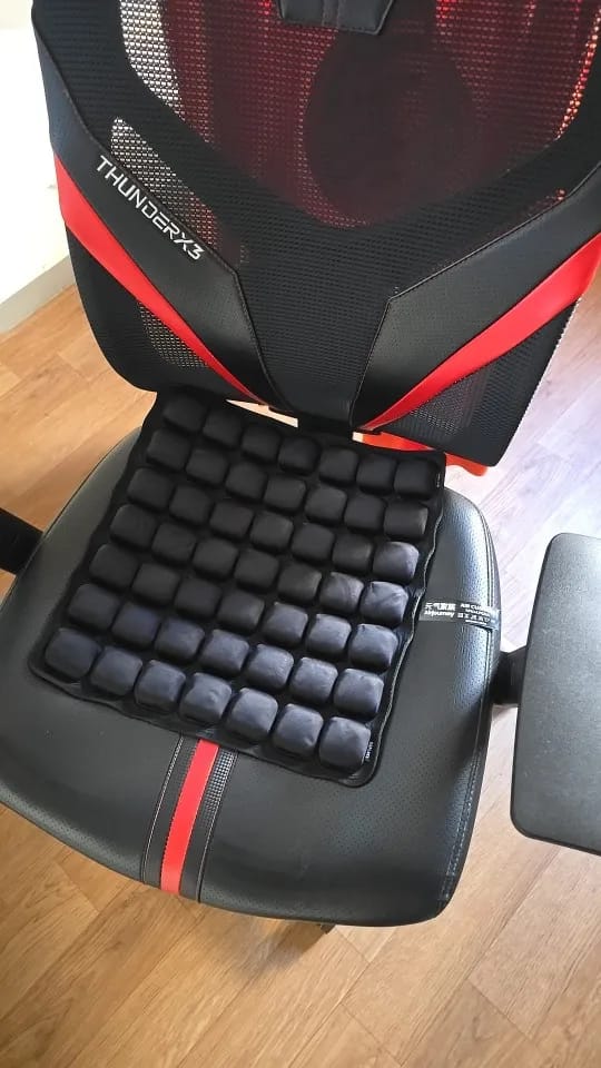 Customer photo review of THE LUREXO CUSHION