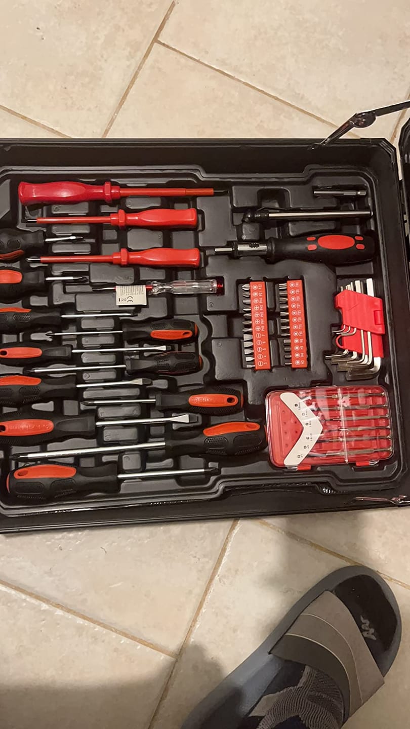 Customer photo review of PROMASTERTOOL™ 899-Piece Professional Tool Kit