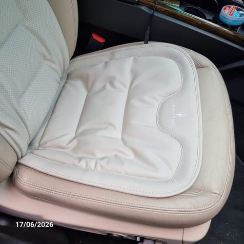 Customer photo review of Devano - Individuelles Autositzkissen