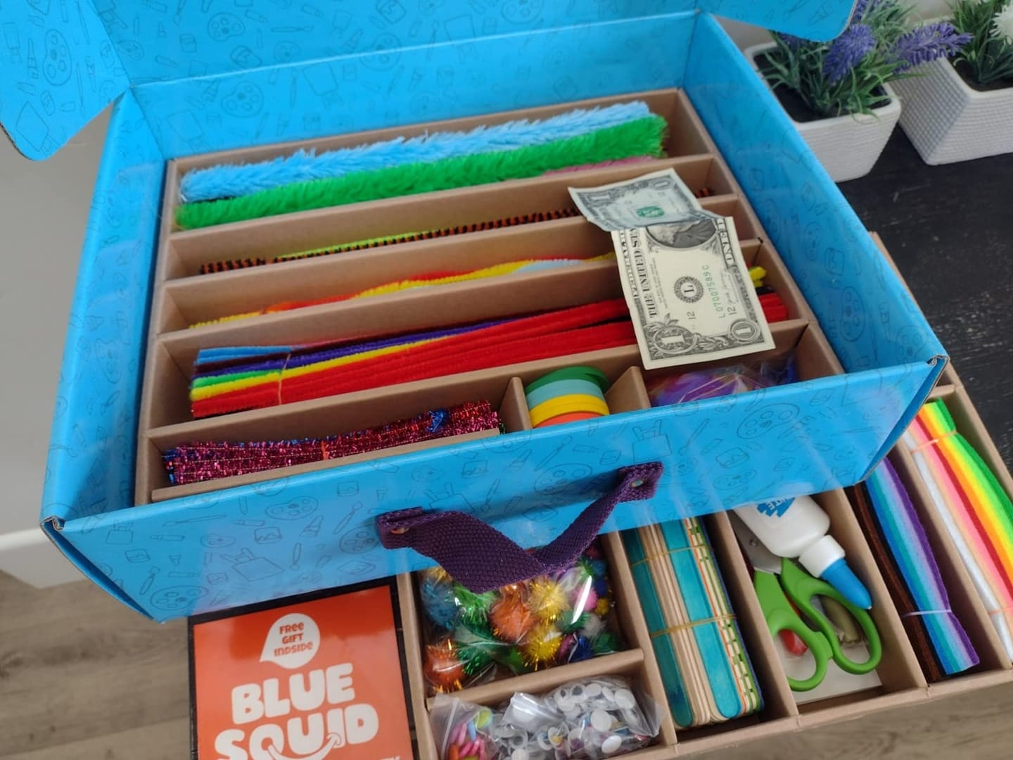 Customer photo review of Deluxe Craft Chest