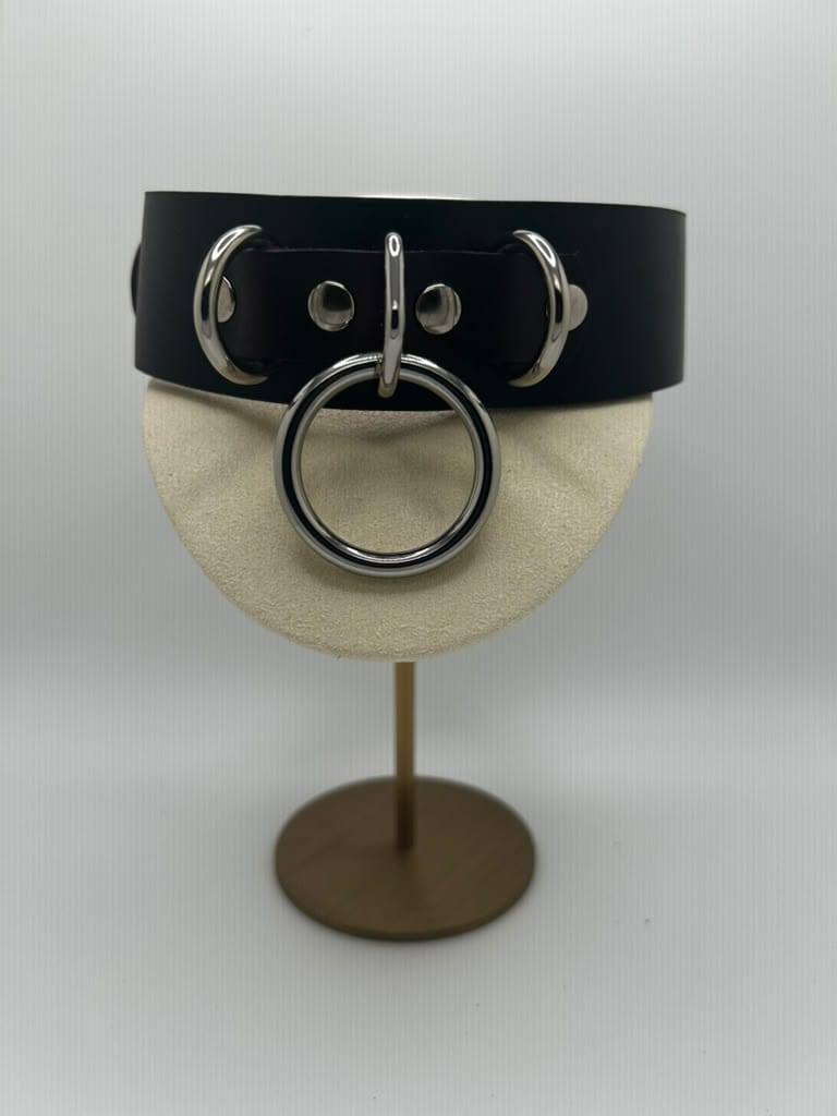 Customer photo review of Drum Dyed Harness & Strap Cowhide, 6-7 oz | 15 Colors