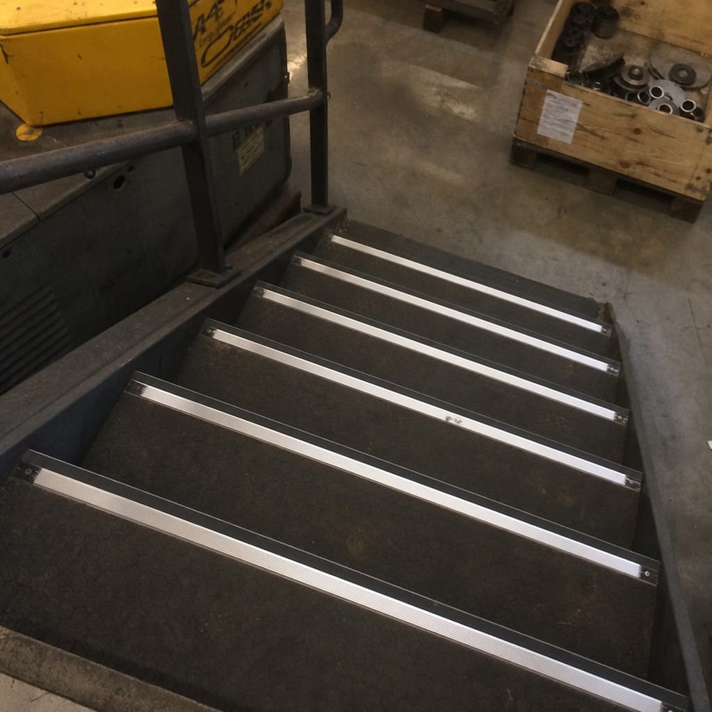 Customer photo review of Aluminium Stair Nosing 67mm x 55mm, PVC Insert, Slimline 67 x 55mm for Carpet & Laminate Floors