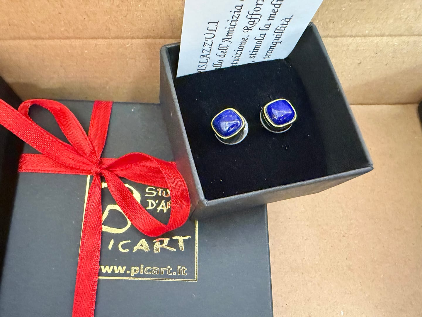 Customer photo review of Orecchini a Lobo Lapislazzuli - Argento 925 - Gold