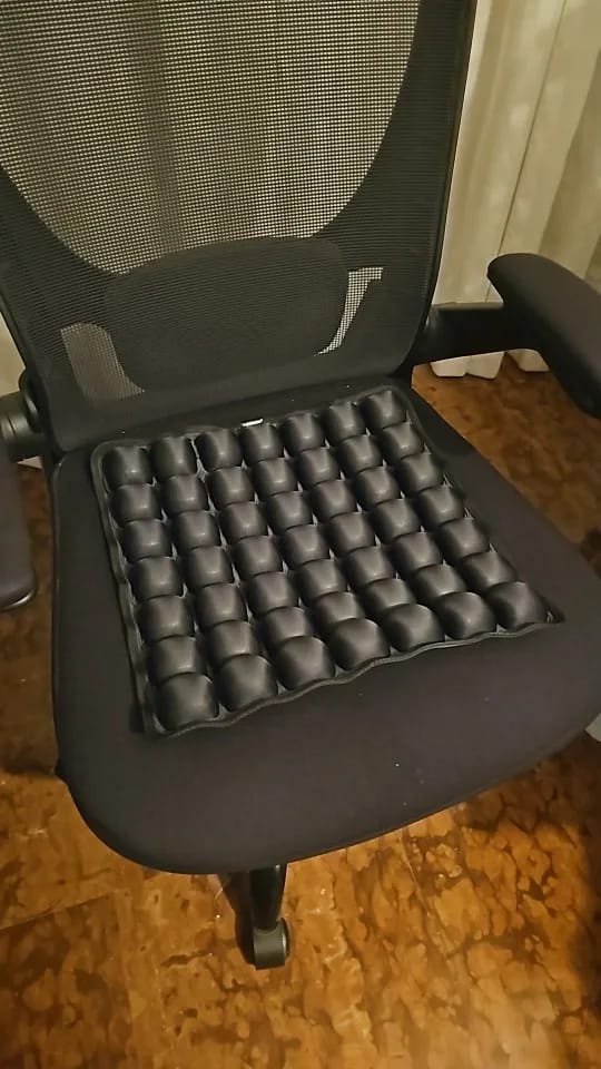 Customer photo review of THE LUREXO CUSHION