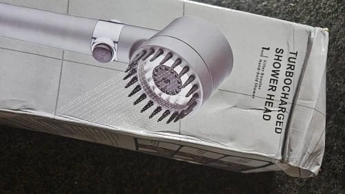 Customer photo review of Doccino Filtrante ZEROTRACCE: Meno Tracce e Più Pulizia nella Tua Doccia