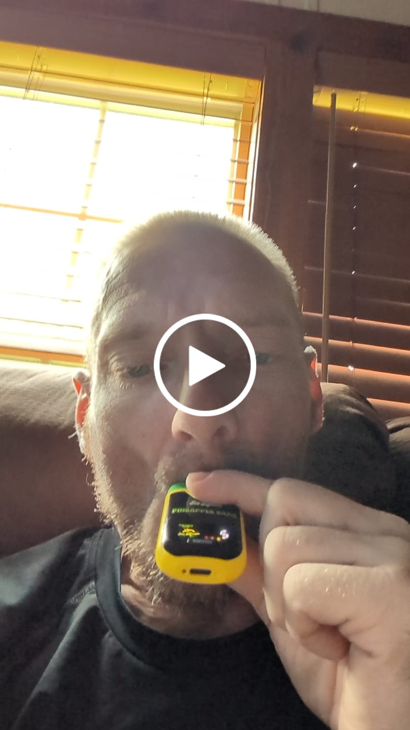Customer video review of Pineapple Cake 3.5ML Trio