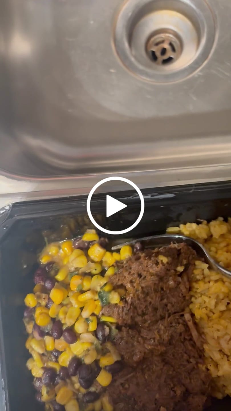 Customer video review of Beef Barbacoa Bowl with Roasted Corn, and Black Beans