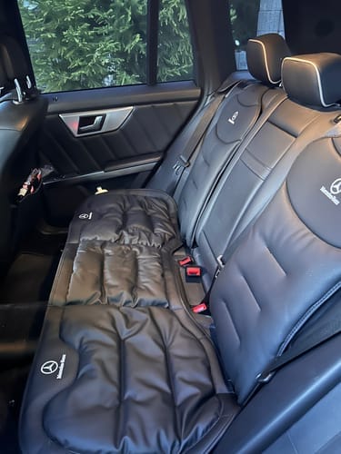 Customer photo review of Individuelles Kissen für die Rückbank des Autos
