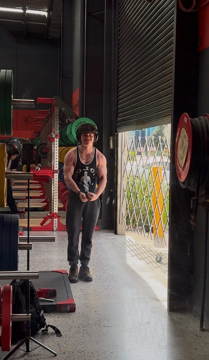 Customer photo review of 3014 - Golds Gym Classic Stringers