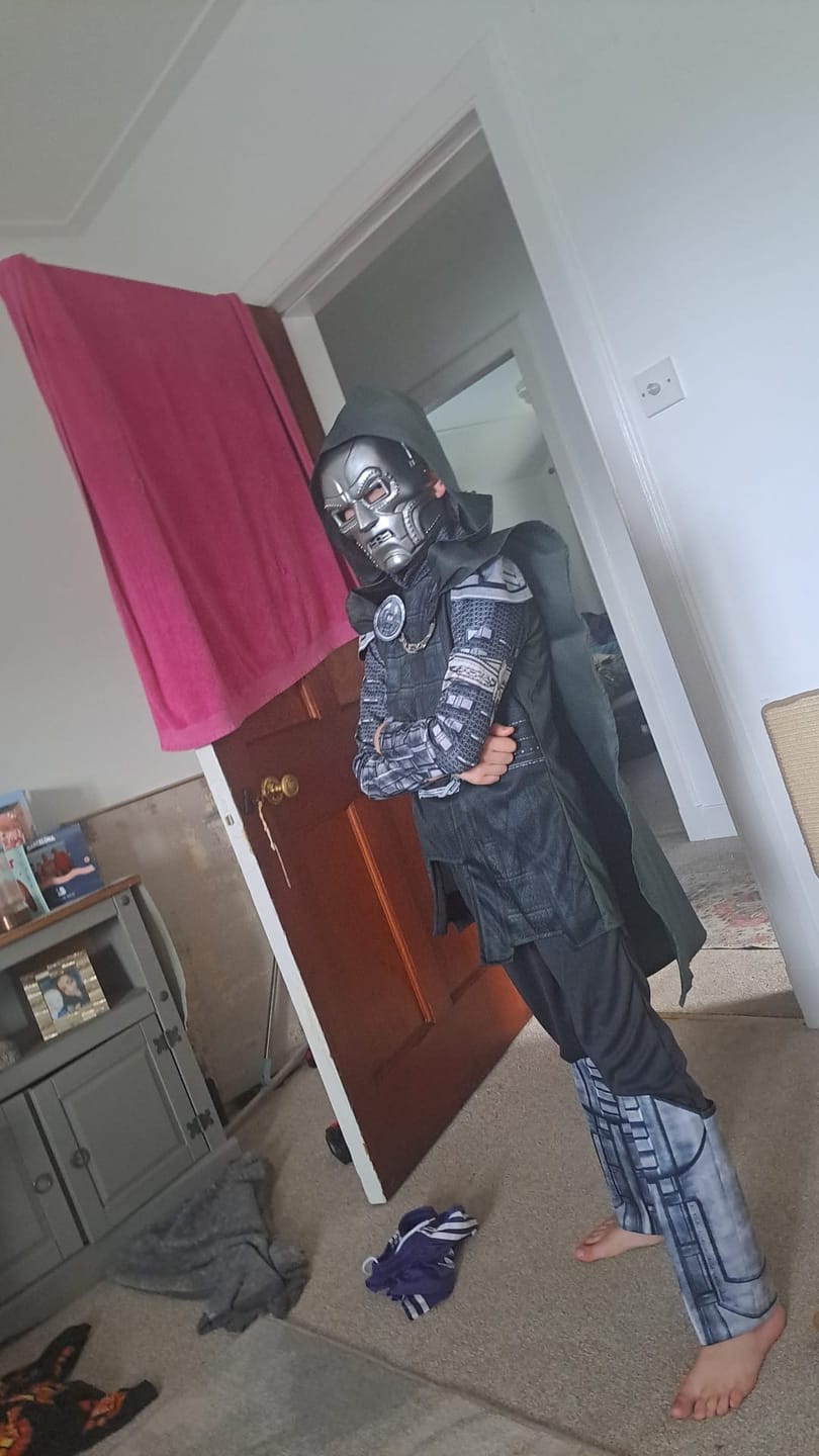 Customer photo review of Avengers Doomsday Dr Doom Deluxe Costume Kids
