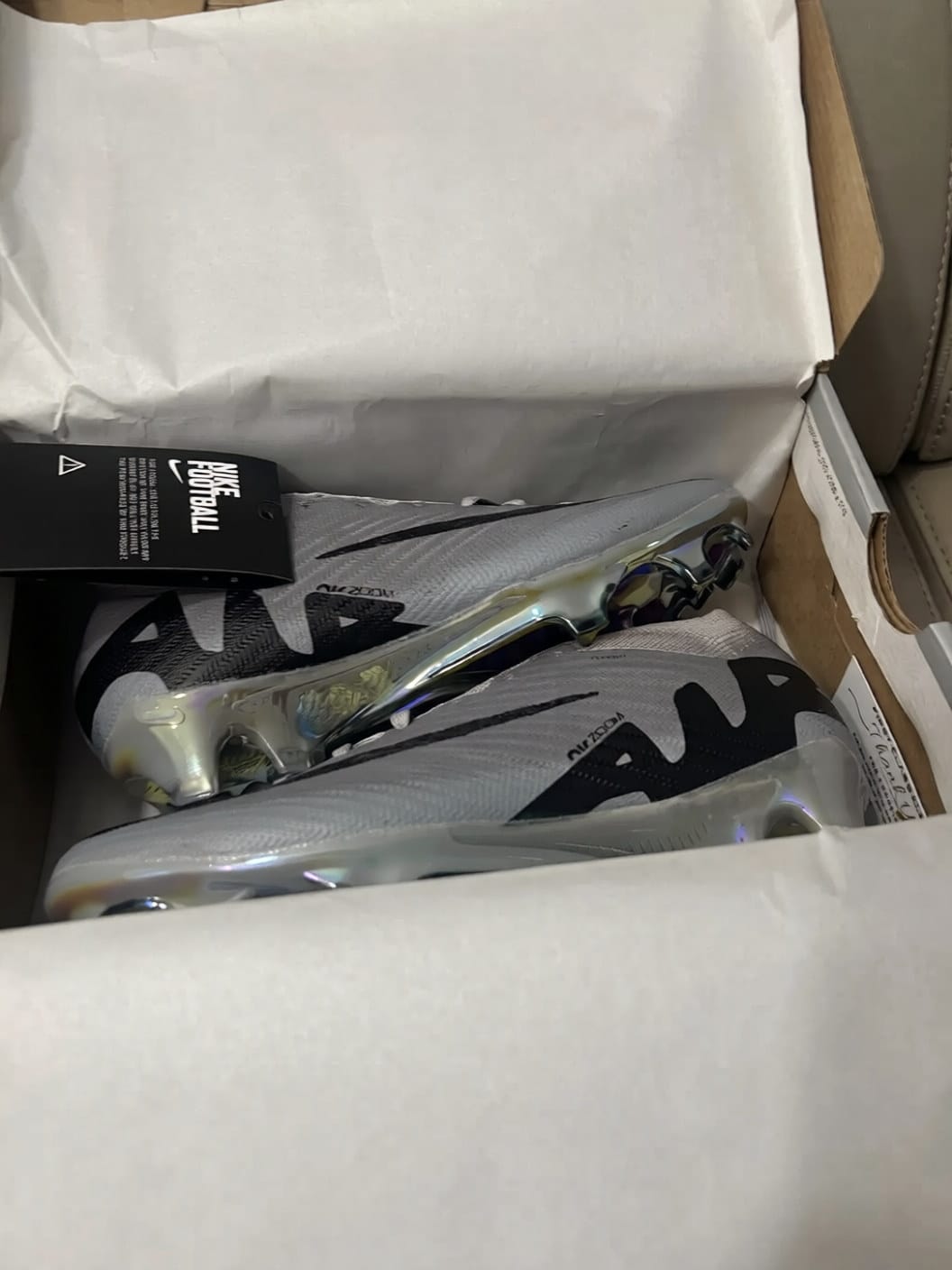 Customer photo review of MercuriaI Vapor 15 EIite FG Rising Gem