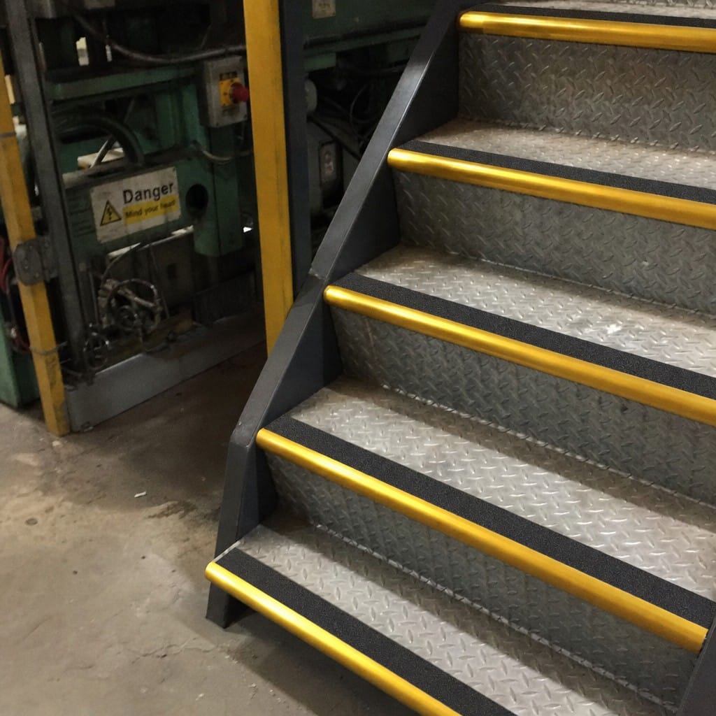 Customer photo review of MorGrip Bullnose Stair Nosing Aluminium Single Channel