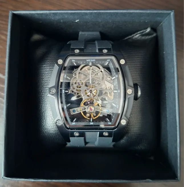 Customer photo review of Veyron Skeleton Automatic™