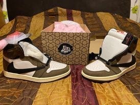 Customer photo review of Air Jordan 4 Military Black