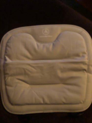 Customer photo review of Devano - Individuelles Autositzkissen