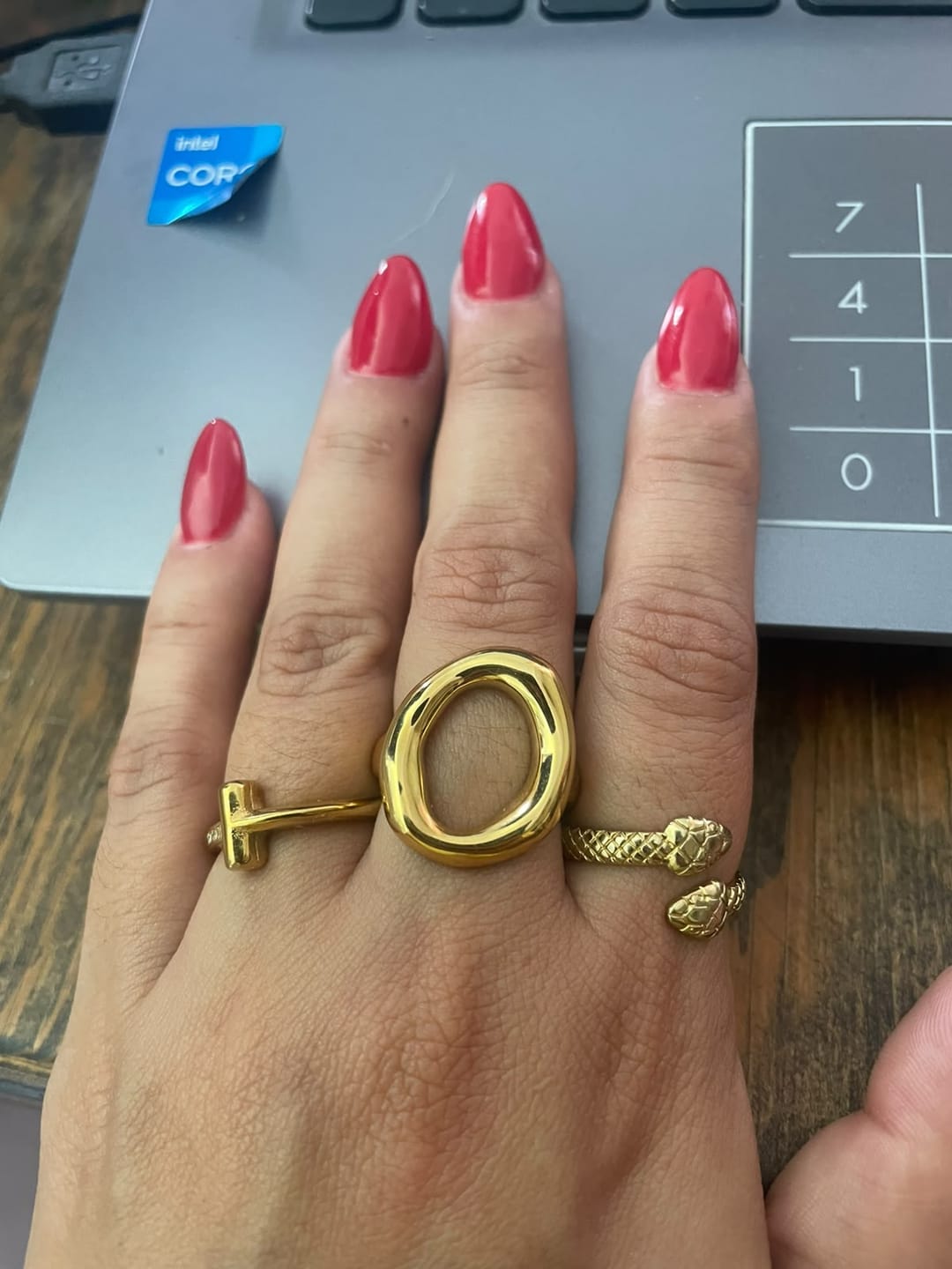 Customer photo review of Anillo Rust Mini