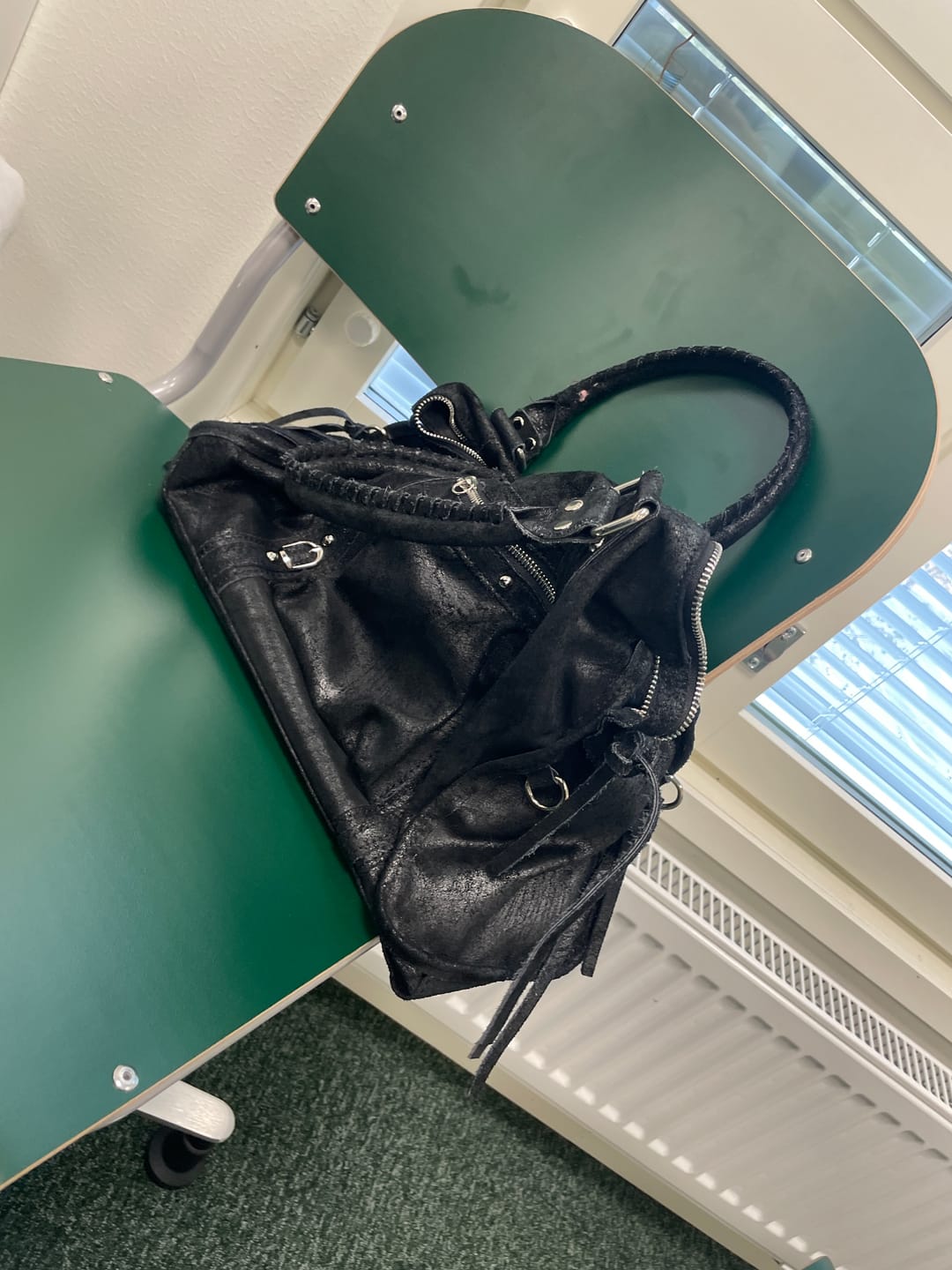 Customer photo review of It girl bag black silver