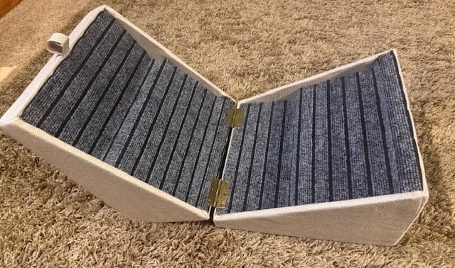 Customer photo review of 2-in-1 Foldable Dog Stairs Ramp for Bed and Couch