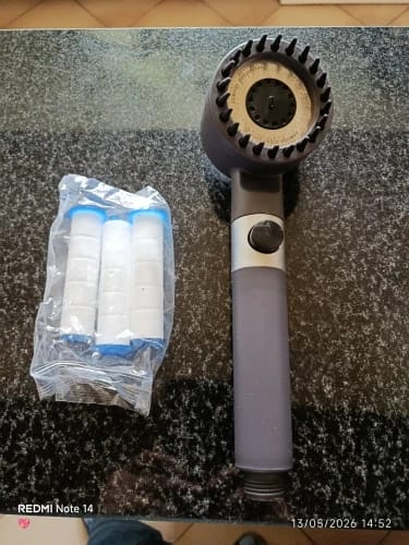 Customer photo review of Doccino Filtrante ZEROTRACCE: Meno Tracce e Più Pulizia nella Tua Doccia