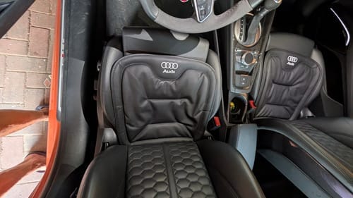 Customer photo review of Devano - Individuelles Autositzkissen