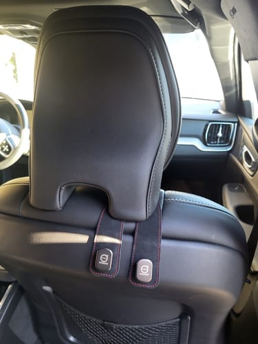 Customer photo review of Maßgeschneiderter Doppelhaken für Autositze