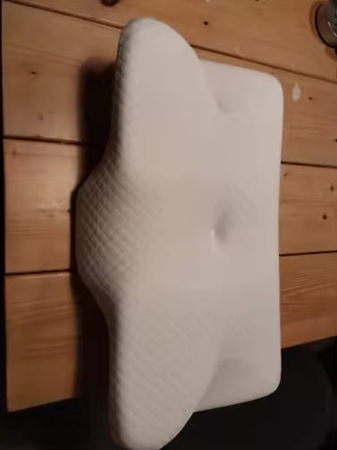 Customer photo review of Sovro™ - Ergonomisk Nackkudde för Lindring av Nack- & Ryggsmärta