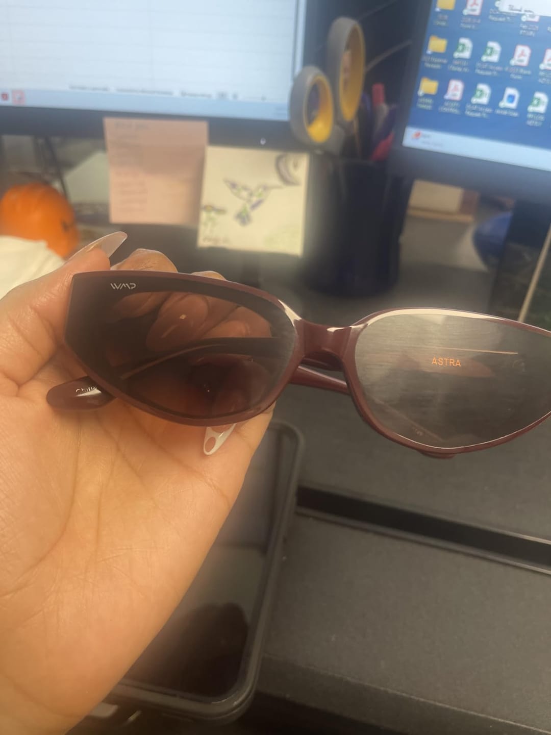 Customer photo review of La evolución del diseño Cat-Eye