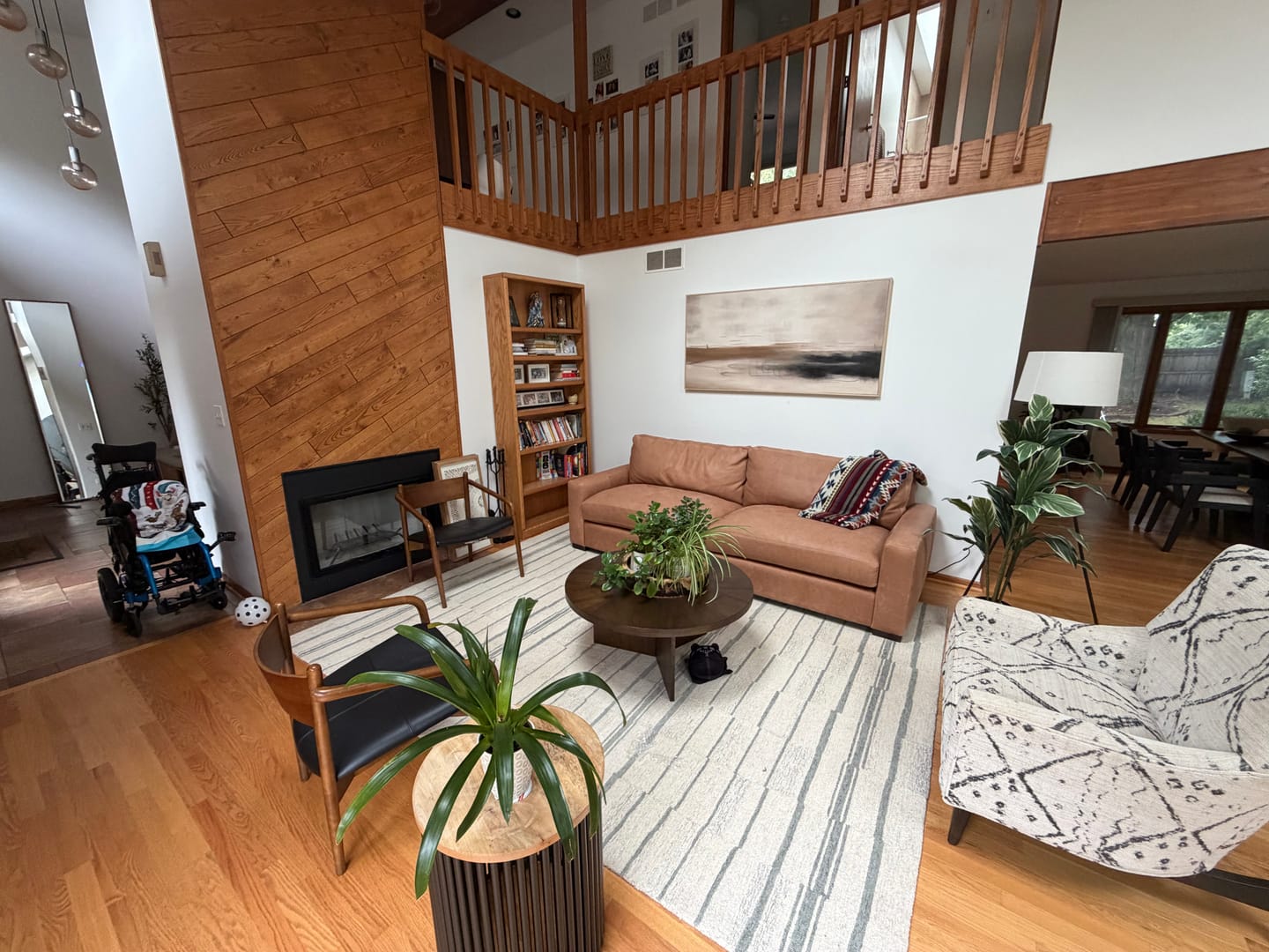 Customer photo review of Abstract Wall Art #VA066