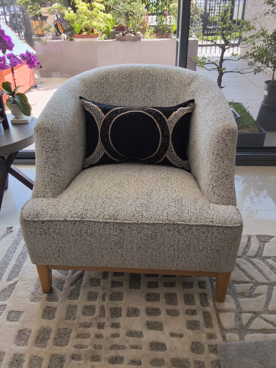 Customer photo review of Inter Coco Beads Black Handmade Beaded Linen Lumbar Cushion