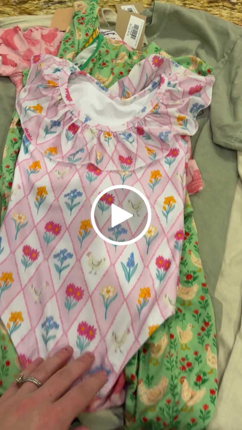 Customer video review of Green Chickens & Blooms Toddler/Youth Bamboo Pajama Set