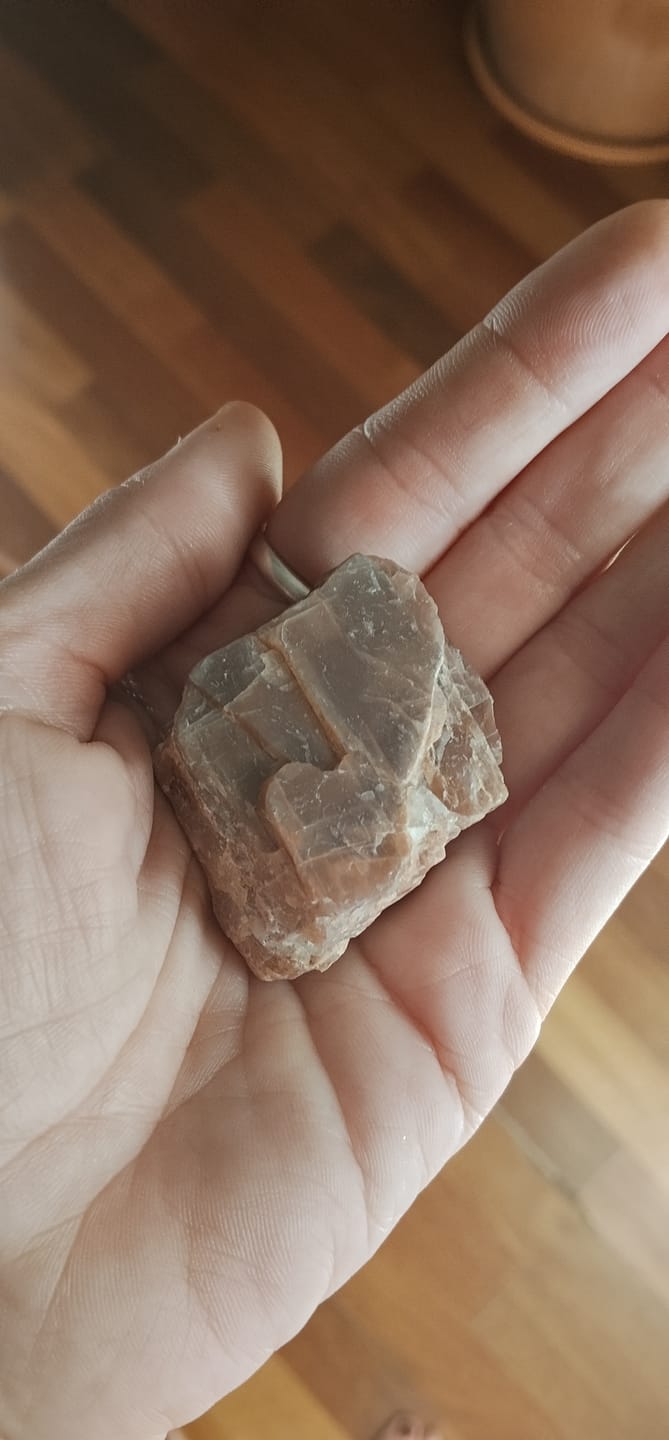 Customer photo review of Piedra sol Masivo | Alegría - Autoestima