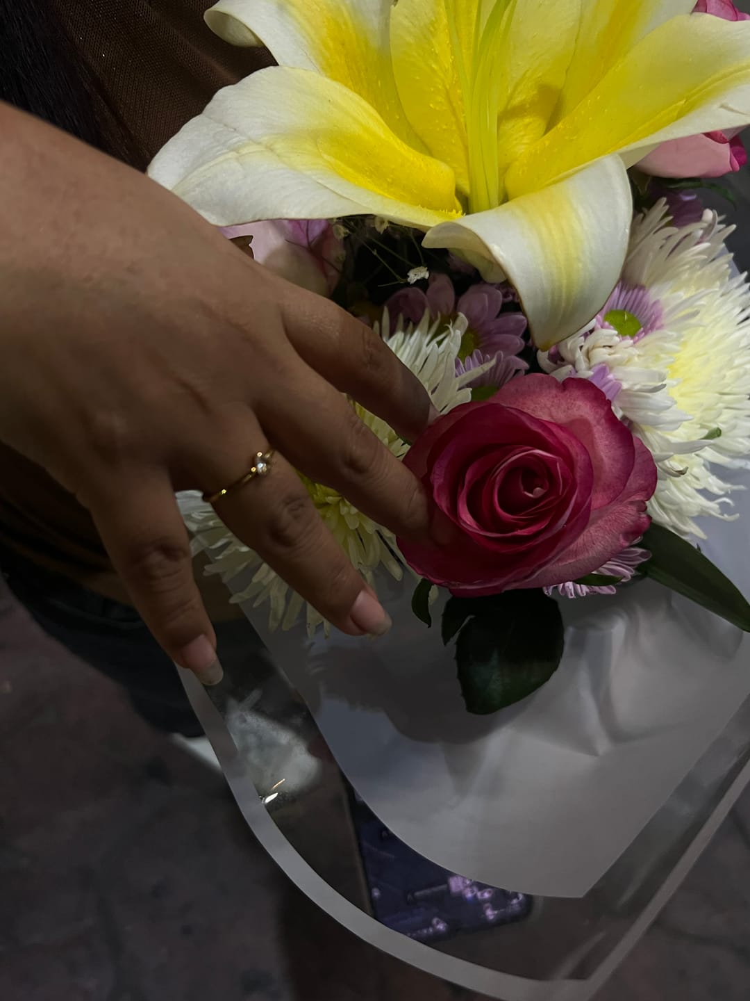 Customer photo review of Anillo de Promesa Delicate Heart