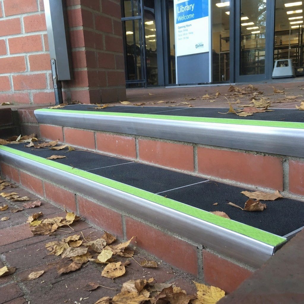 Customer photo review of Aluminium Stair Nosing 87x40mm Bullnose, Photoluminescent Anti-Slip