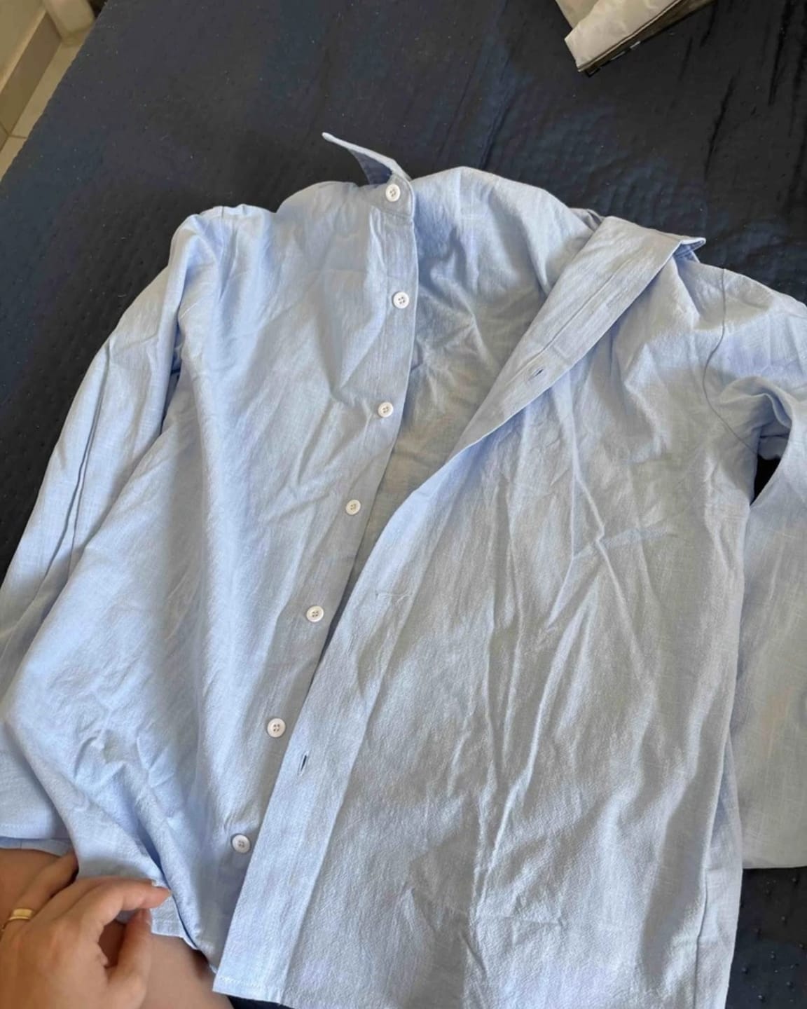 Customer photo review of Men's Long Sleeve Button-Up Shirt