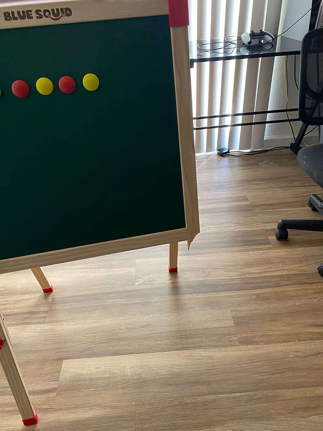 Customer photo review of Art Easel with 100+ Accessories