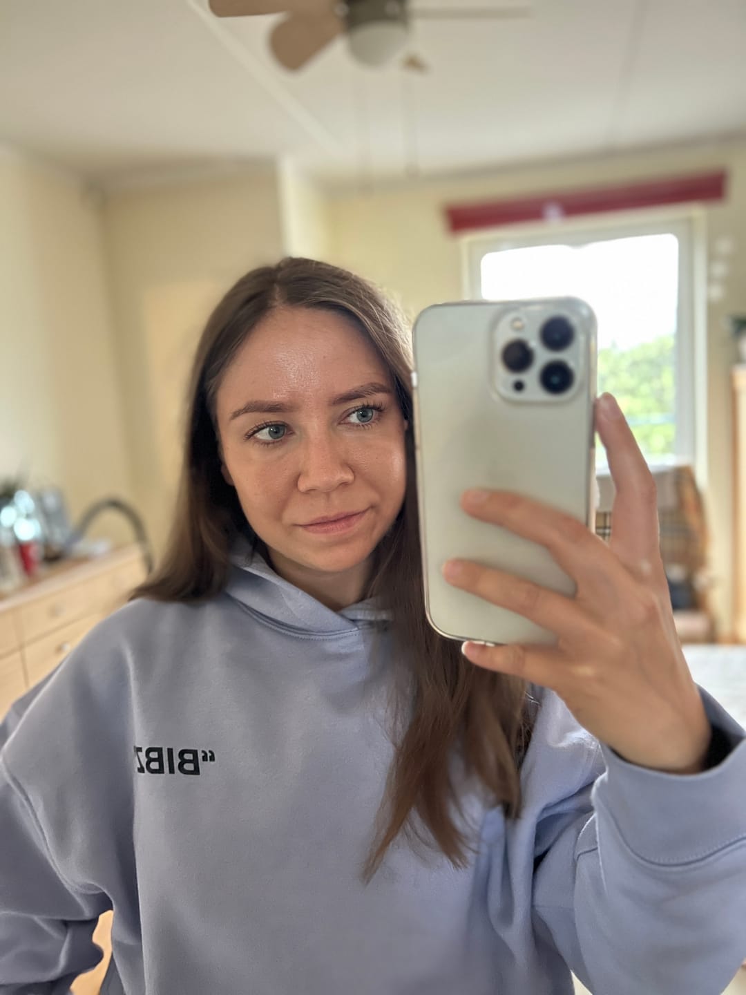 Customer photo review of "VINE" VIOLET HOODIE