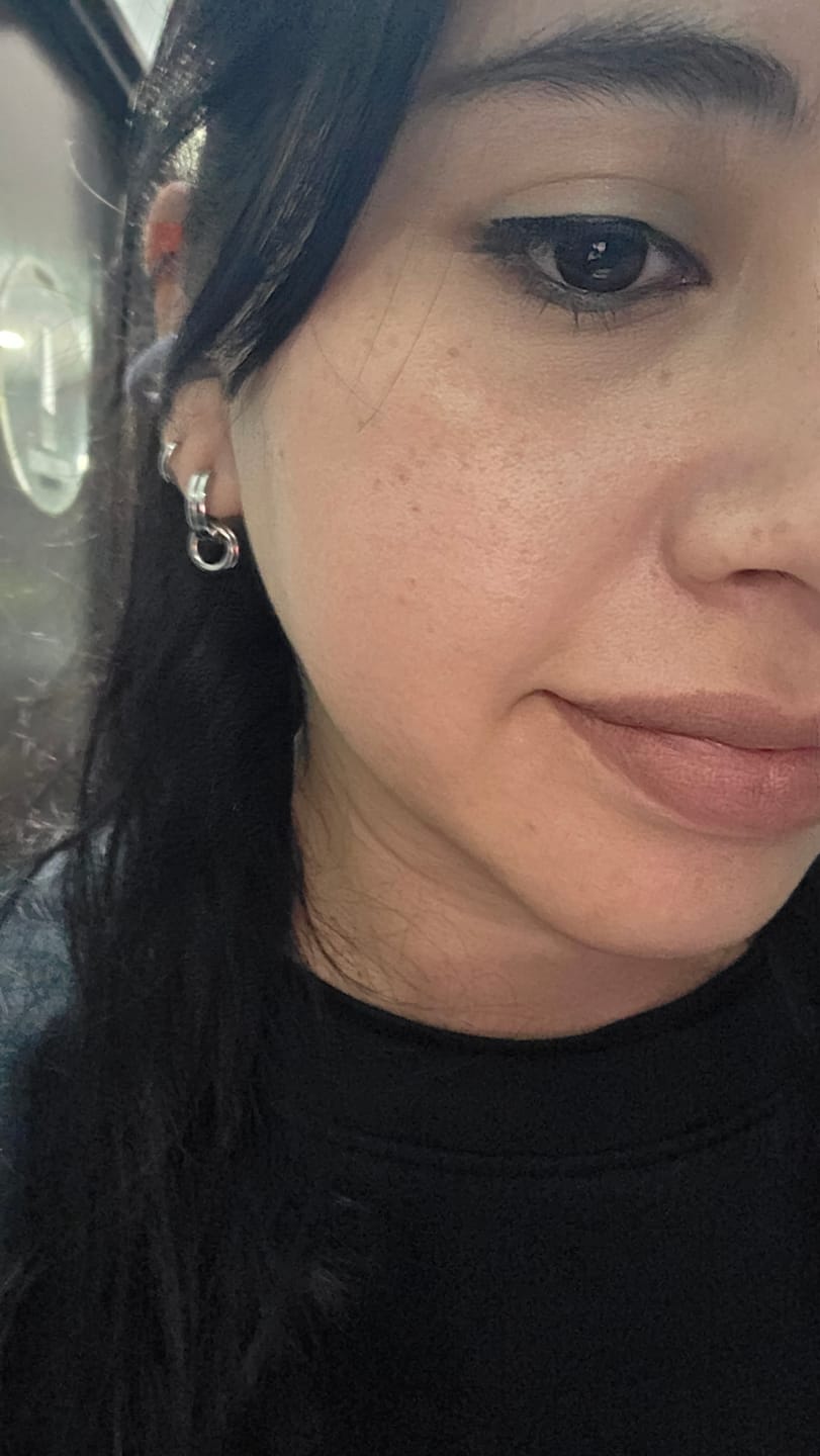 Customer photo review of Aretes Noa