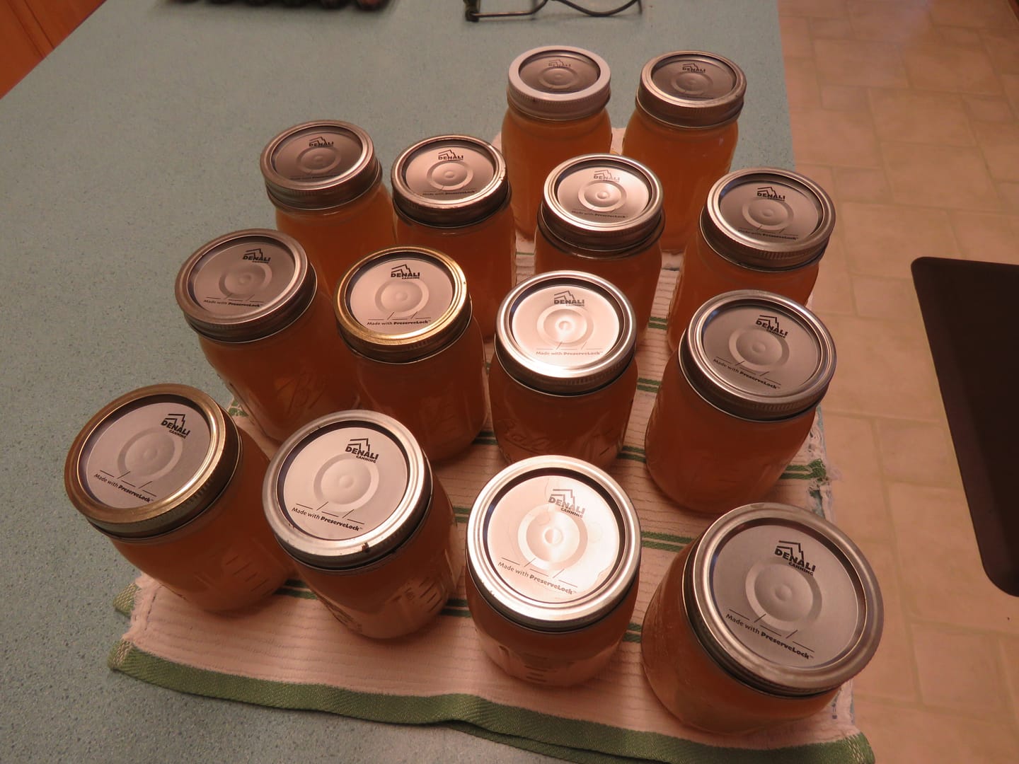 Customer photo review of 24 Pack - Denali® Lids, Regular Mouth