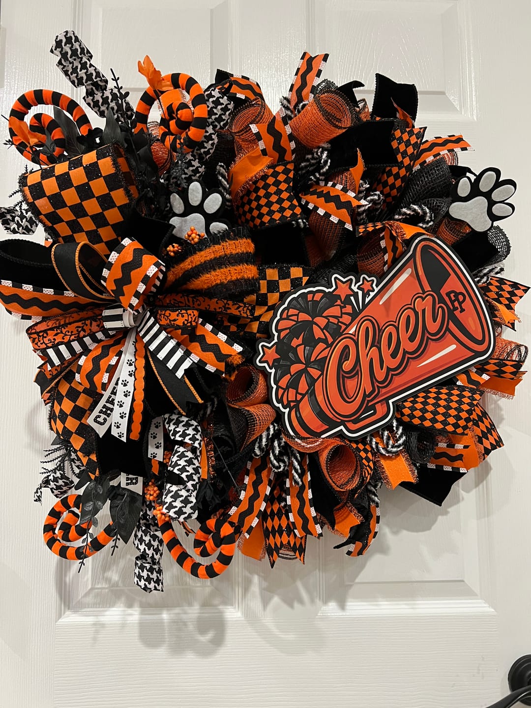 Customer photo review of 1.5"X10Yd Faux Burlap/Stripe/Ricrac Orange/Black/White RG2100P2