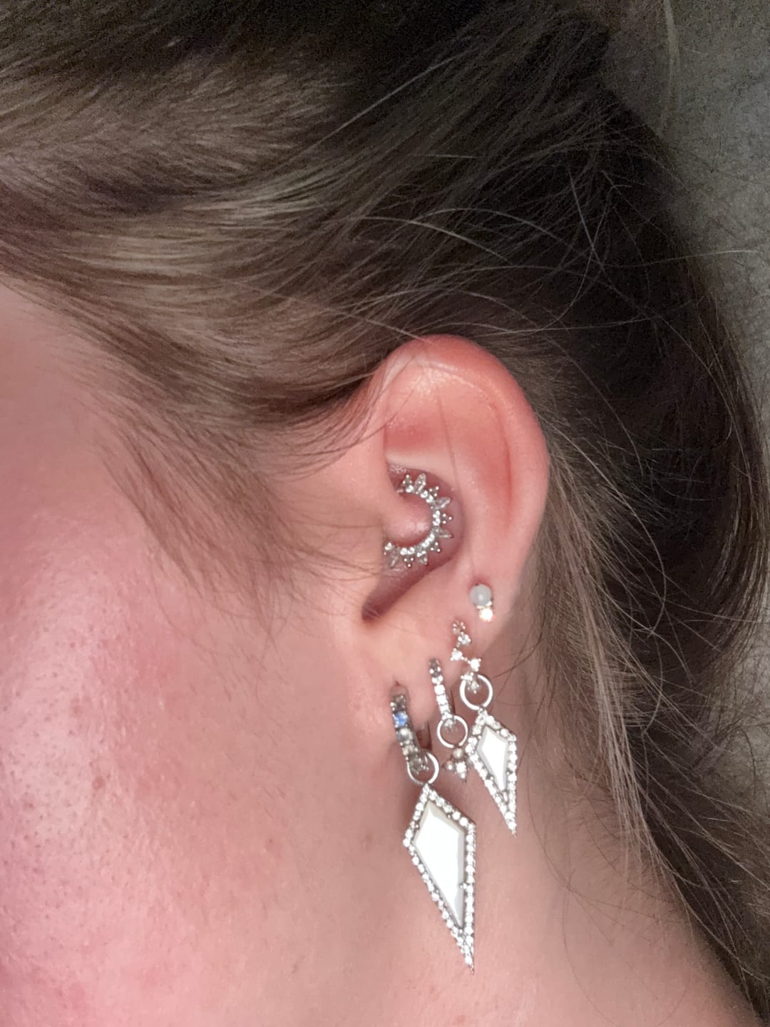 Customer photo review of ISLA Threadless Cartilage Stud