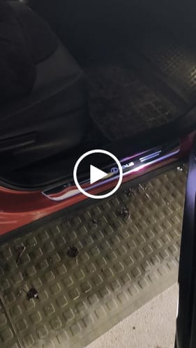 Customer photo review of 2er-Pack LED Einstiegsleisten fürs Auto