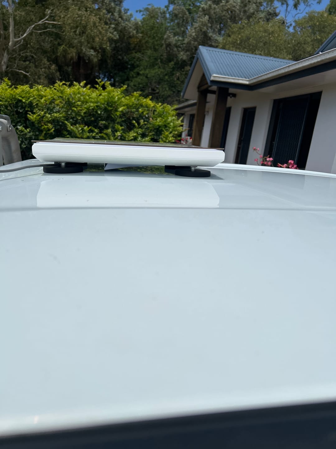 Customer photo review of NomadLink Magnetic Roof Mount