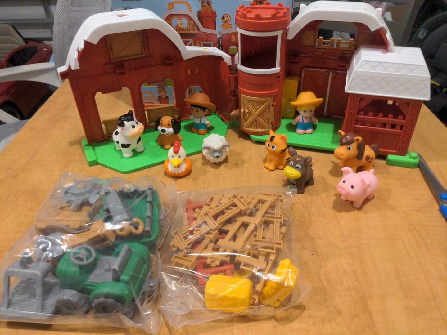 Customer photo review of Farm Barn Playset Toy