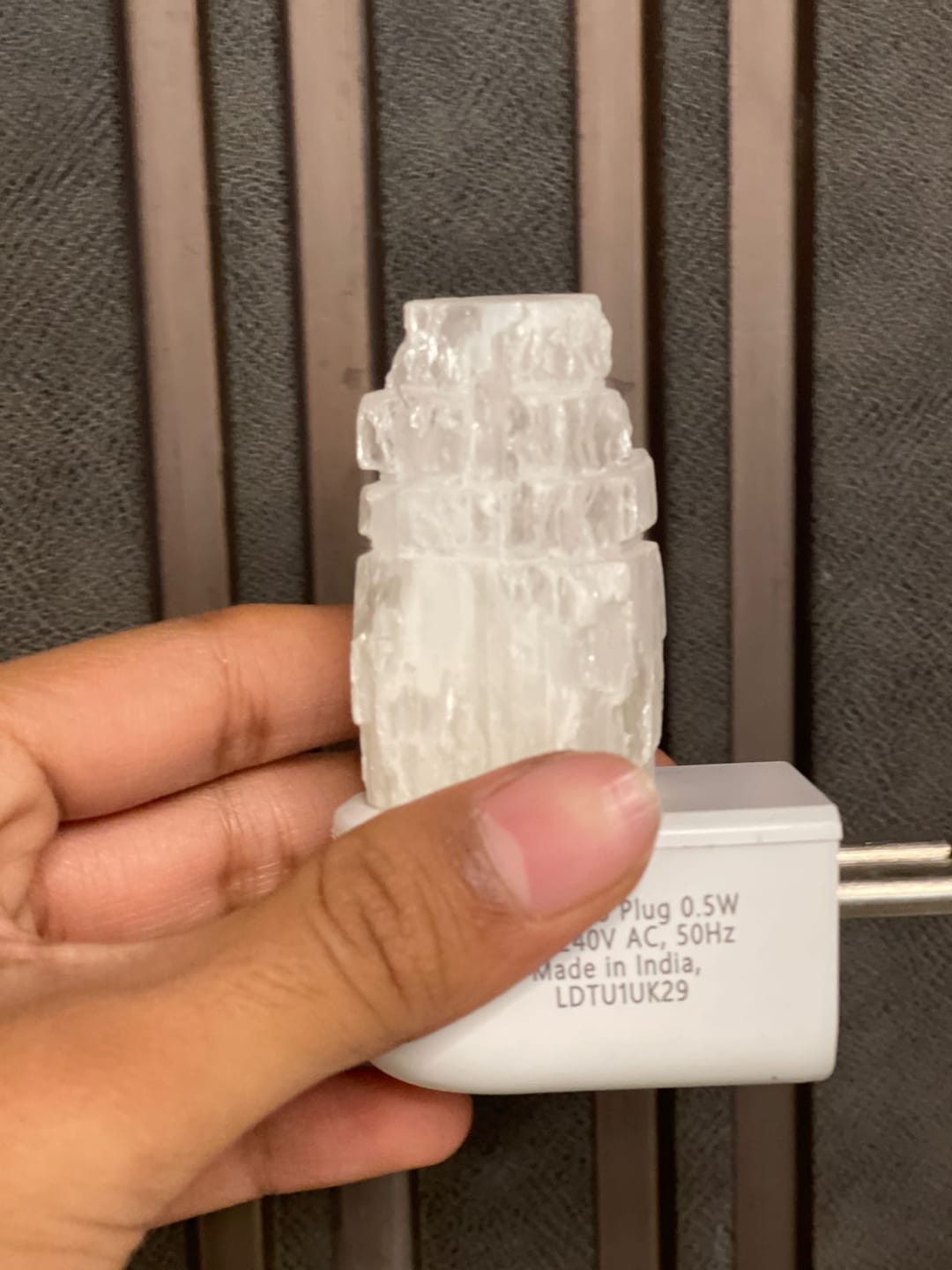 Customer photo review of Selenite Tower Lamp | Vastu Remedy for Aura Cleansing & Chakra Activation | 4 LED Colours | 6.5 × 3.5 × 8.5 cm | 100–120 g