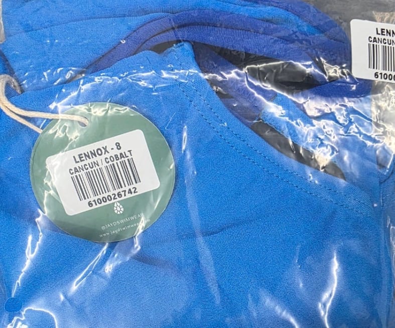 Customer photo review of LENNOX ONE PIECE - Cancun|Cobalt