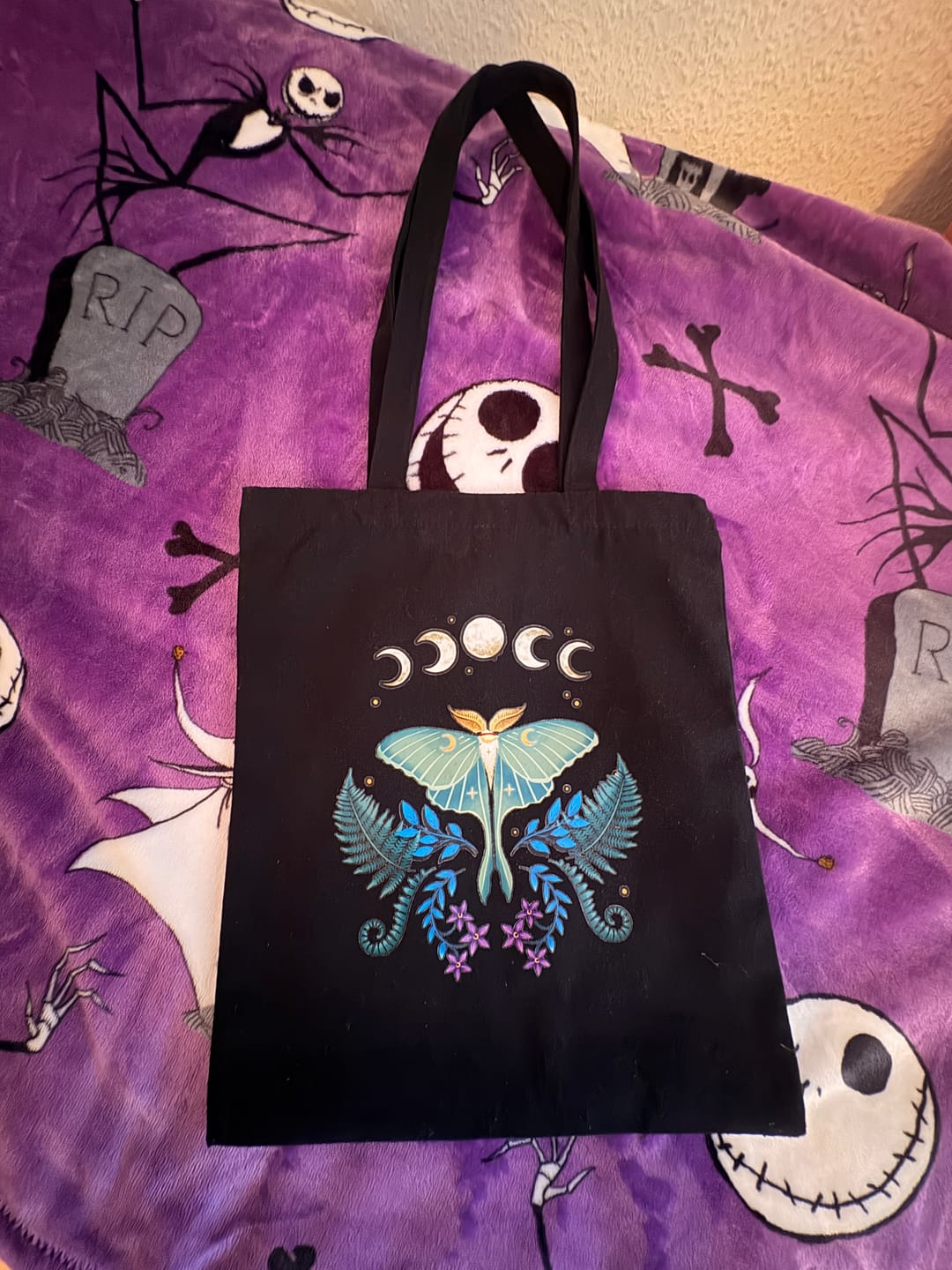 Customer photo review of Mondmotte Tote Bag – Mystische Tasche mit Mondmotiv