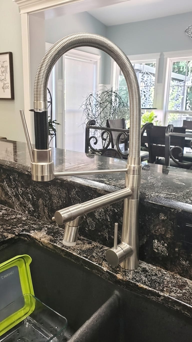 Customer photo review of Arreso - High-Quality Contemporary Commercial Kitchen Faucet with Pull-Down Sprayer