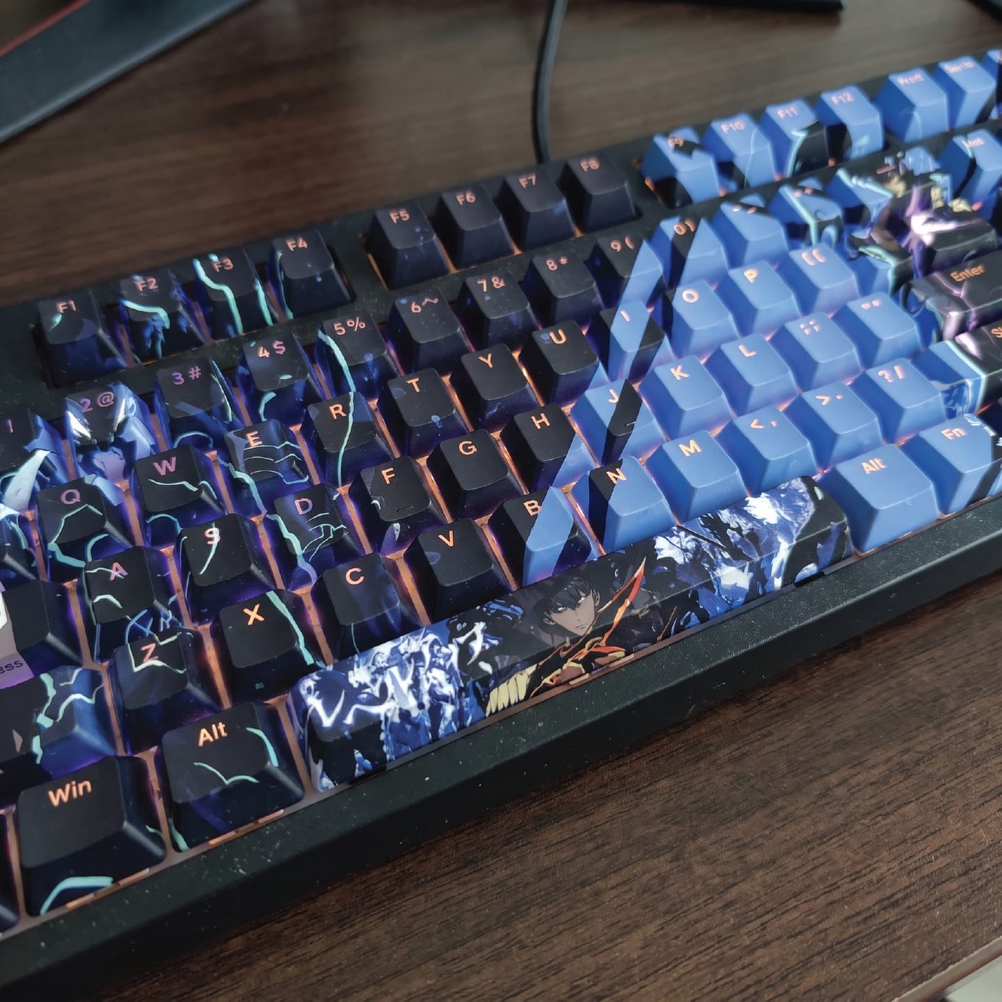 Customer photo review of Solo Leveling Keycaps