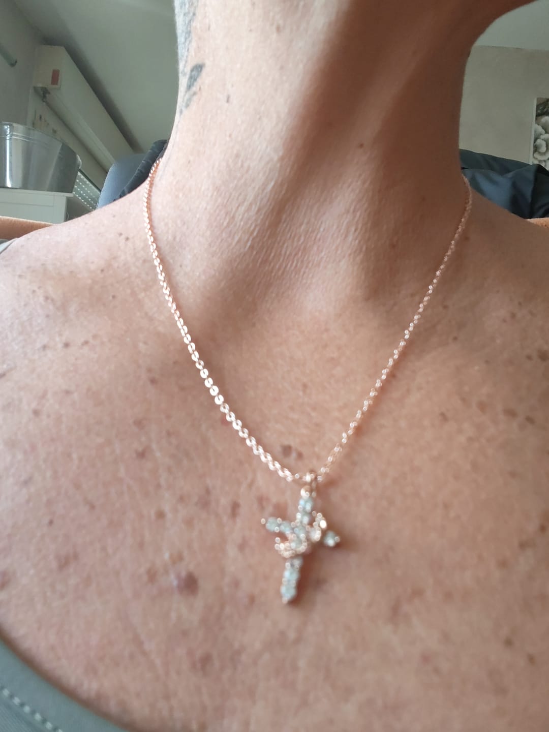 Customer photo review of Collier Croix Couronne de Foi